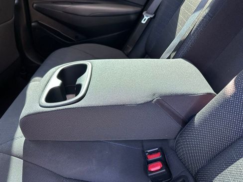 Used 2020 Toyota Corolla SE FWD image 32