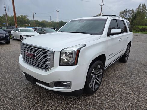 Used 2017 GMC Yukon Denali w/ Open Road Package AWD/4WD image 2