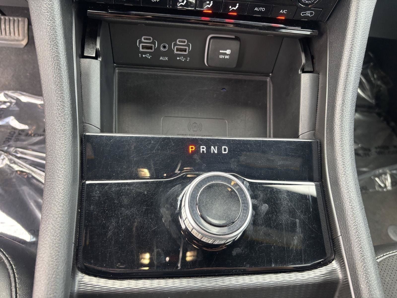 Used 2024 Jeep Grand Cherokee Altitude AWD/4WD image 18