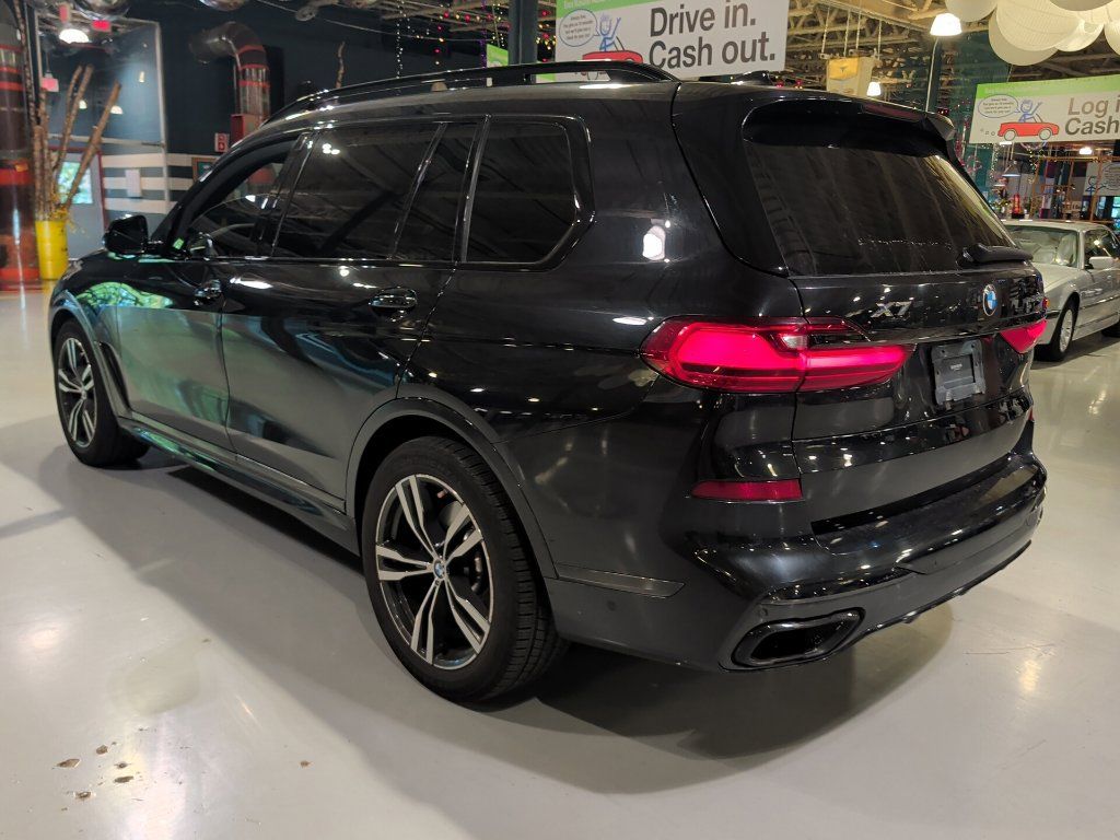 Used 2021 BMW X7 xDrive40i w/ M Sport Package AWD/4WD image 17
