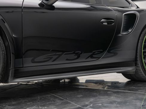 Used 2019 Porsche 911 GT3 RS RWD image 40