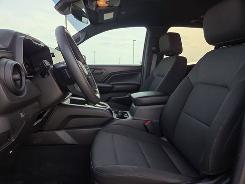 Used 2024 Chevrolet Colorado Trail Boss w/ Advanced Trailering Package image 15