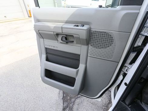 New 2027 Ford E-350 and Econoline 350 Super Duty w/ Power Equipment Group RWD image 26
