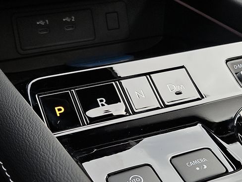 New 2026 Nissan Murano Platinum image 13