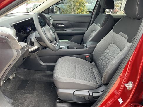 New 2026 Nissan Kicks SV image 13