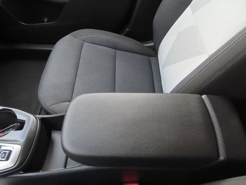Used 2024 Chevrolet Trax LS w/ LS Convenience Package FWD image 34