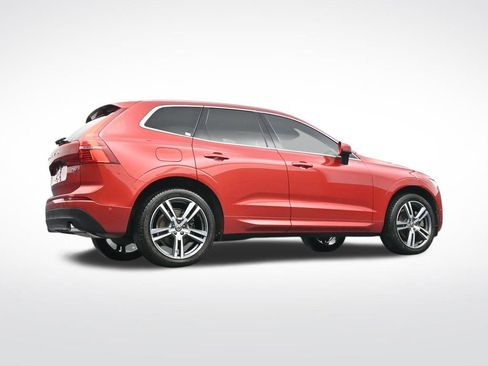 Used 2018 Volvo XC60 T6 Momentum w/ Advanced Package image 38