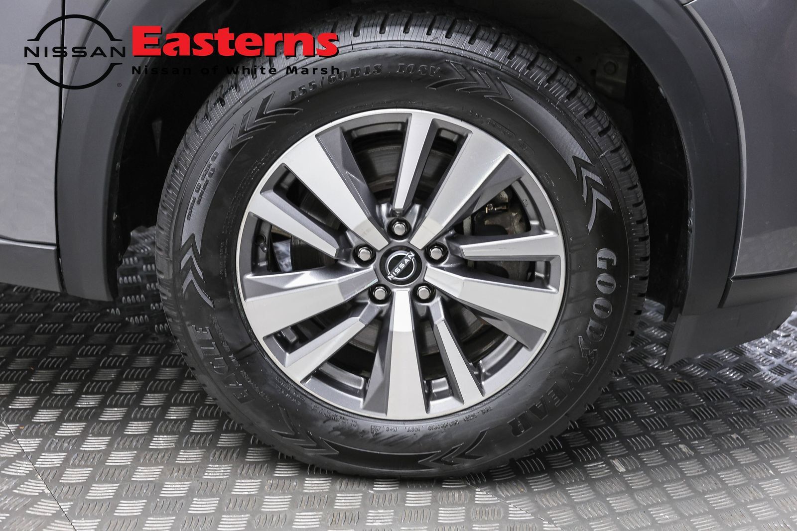 Used 2022 Nissan Pathfinder SL AWD/4WD image 32