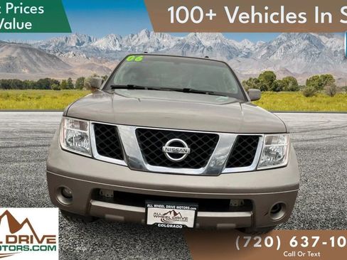 Used 2005 Nissan Pathfinder SE w/ (S01) Side Air Bags Pkg image 2