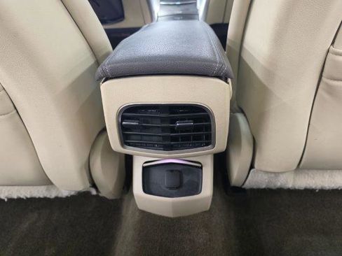 Used 2015 Lincoln MKZ w/ Technology Package FWD image 38