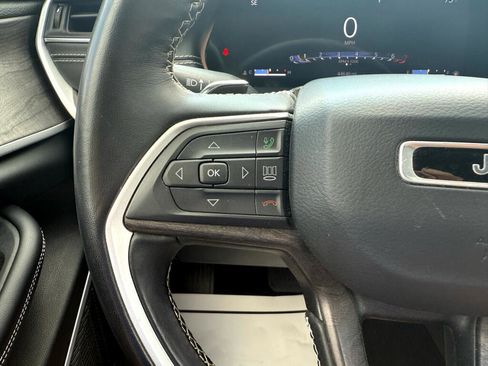 Used 2021 Jeep Grand Cherokee L Limited image 17