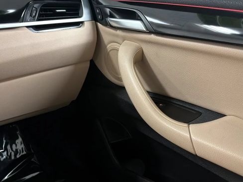 Used 2018 BMW X1 sDrive28i FWD image 16
