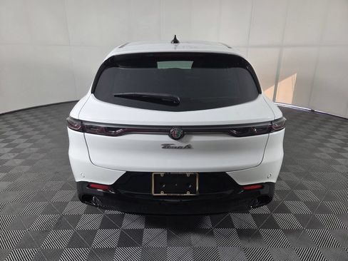 Used 2025 Alfa Romeo Tonale w/ Premium Package AWD/4WD image 7