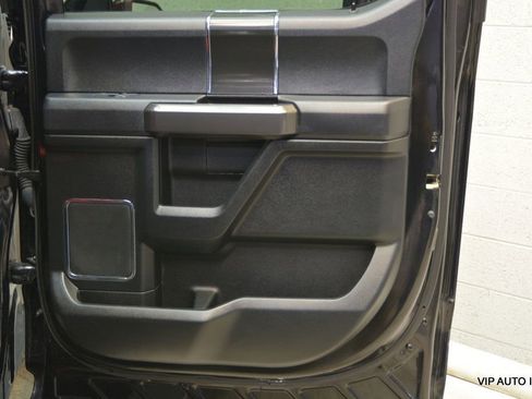 Used 2019 Ford F150 Lariat w/ Equipment Group 502A Luxury image 10