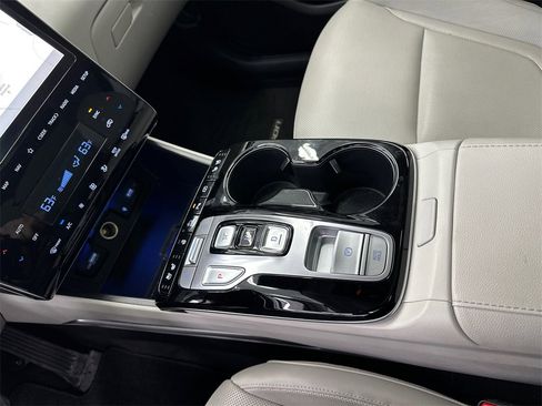 Certified 2023 Hyundai Tucson Limited image 33