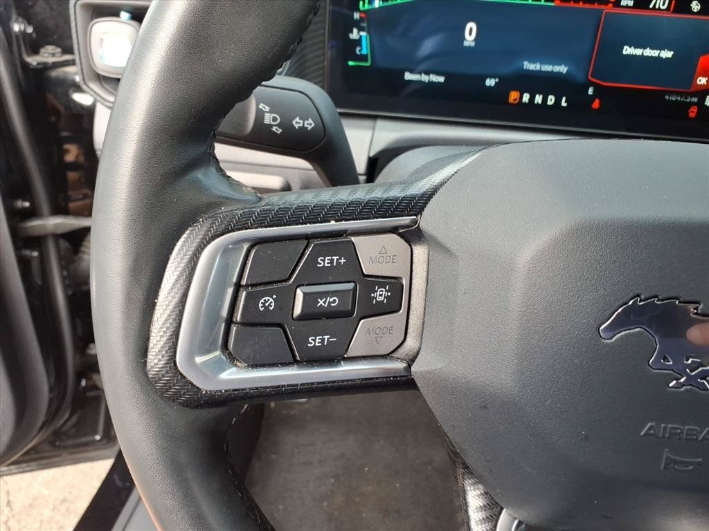 Used 2024 Ford Mustang Convertible RWD image 16