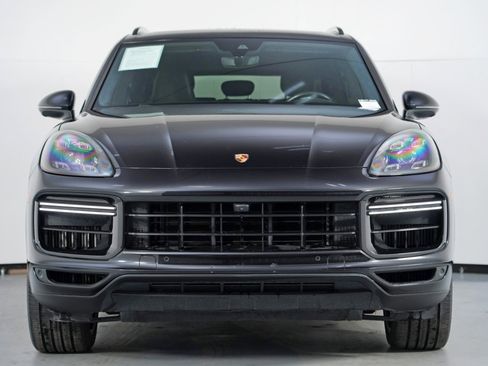 Used 2021 Porsche Cayenne Turbo S AWD/4WD image 7