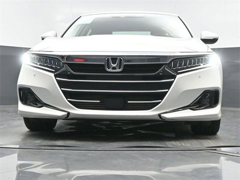 Certified 2022 Honda Accord Touring image 20