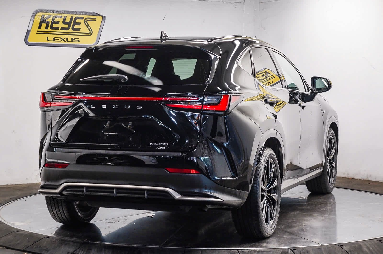 Used 2024 Lexus NX 350 F Sport AWD/4WD image 4