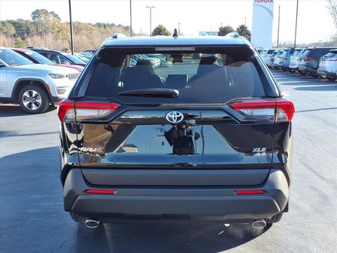 New 2025 Toyota RAV4 XLE image 4