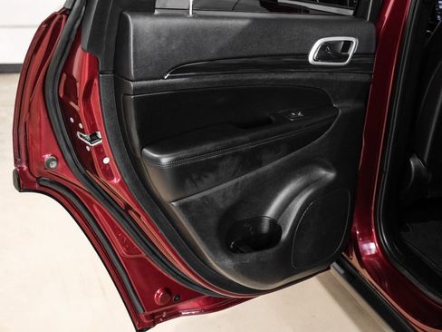 Used 2020 Jeep Grand Cherokee Limited image 50