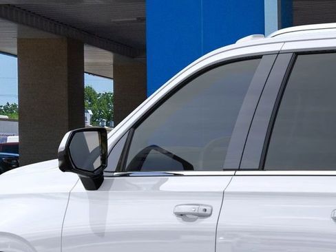 New 2026 Chevrolet Suburban LT w/ Comfort Package image 12