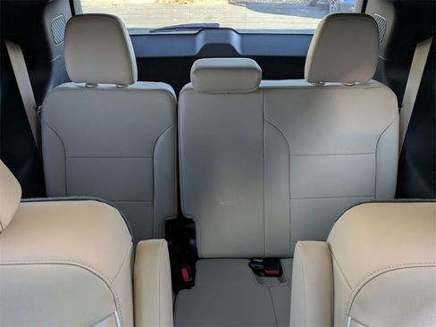 New 2026 Buick Enclave Preferred w/ Power Package image 9