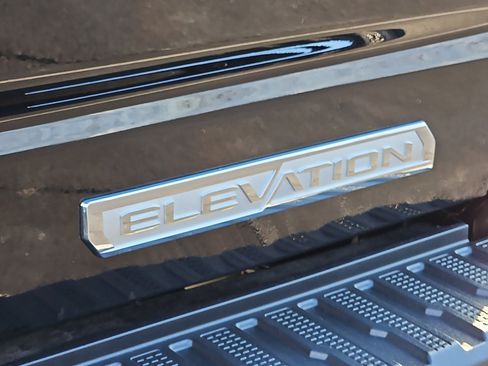 Certified 2025 GMC Sierra 1500 Elevation image 29