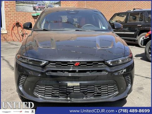 Used 2023 Dodge Hornet GT Plus w/ Tech Pack Plus w/o Parking image 9