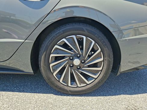 Used 2023 Hyundai Sonata Limited FWD image 8