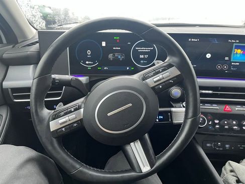 Used 2024 Hyundai Sonata Limited image 15