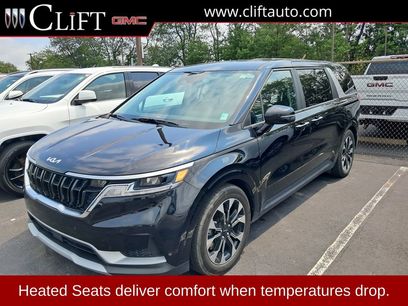 Used 2022 Kia Carnival EX