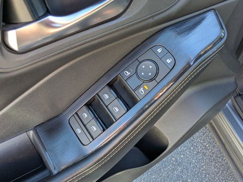 Used 2024 Nissan Rogue SV image 16