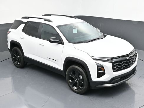 New 2026 Chevrolet Equinox LT FWD image 45