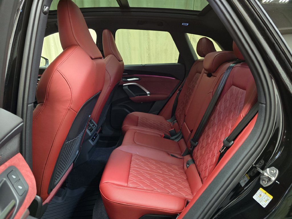 New 2026 Audi SQ5 Prestige AWD/4WD image 24