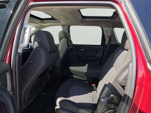 Used 2015 Chevrolet Traverse LT w/ Style and Technology Package AWD/4WD image 7