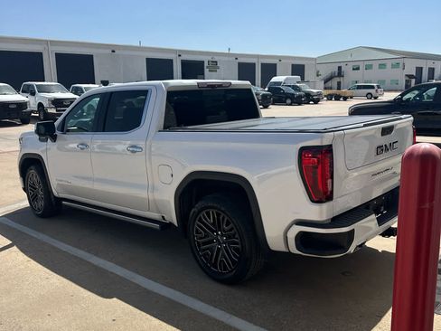 Used 2022 GMC Sierra 1500 Denali Ultimate AWD/4WD image 16