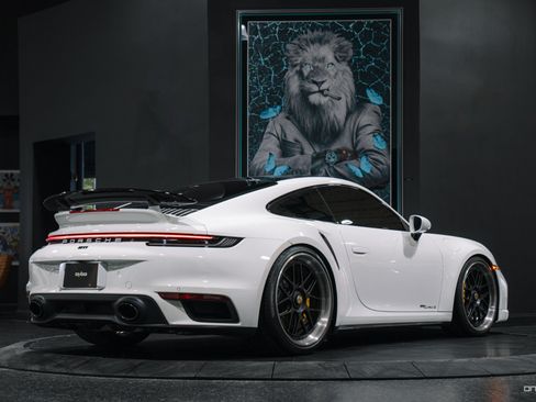 Used 2022 Porsche 911 Turbo S AWD/4WD image 24
