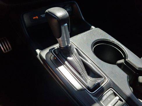 Used 2024 Honda Civic Sport image 14