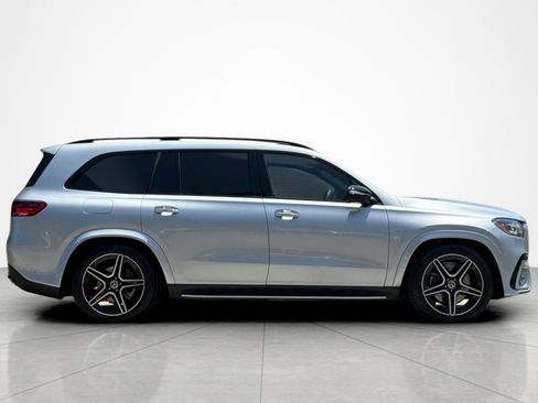 Used 2026 Mercedes-Benz GLS 450 4MATIC image 6