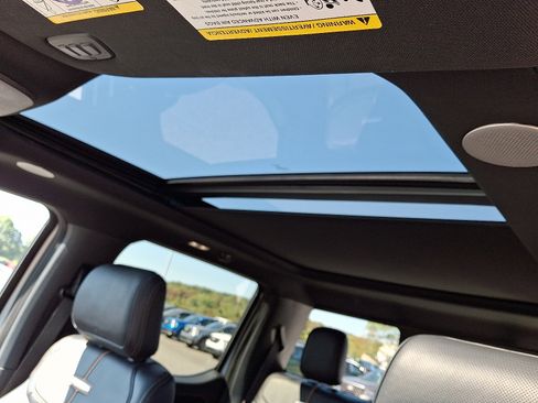 Certified 2023 Ford F150 Platinum w/ Equipment Group 701A High image 14