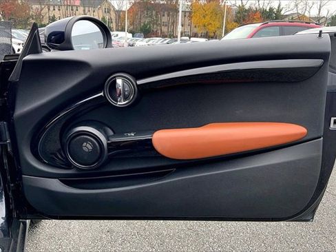 Used 2021 MINI Cooper S image 18