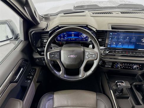 Used 2024 Chevrolet Silverado 1500 ZR2 w/ Technology Package image 23