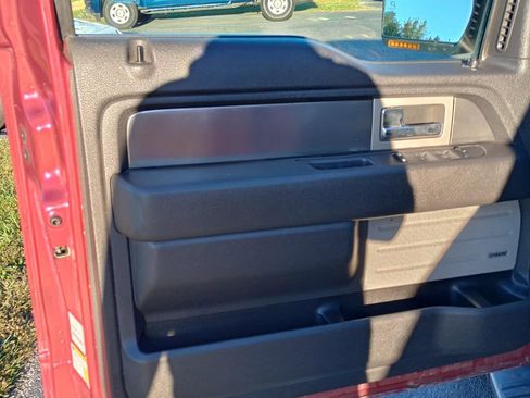 Used 2014 Ford F150 FX4 w/ Equipment Group 402A Luxury image 11