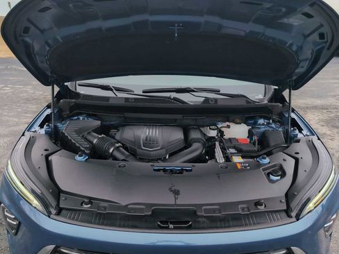 Used 2025 Buick Enclave Preferred image 30