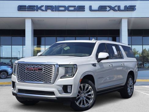 Used 2024 GMC Yukon XL Denali AWD/4WD image 1