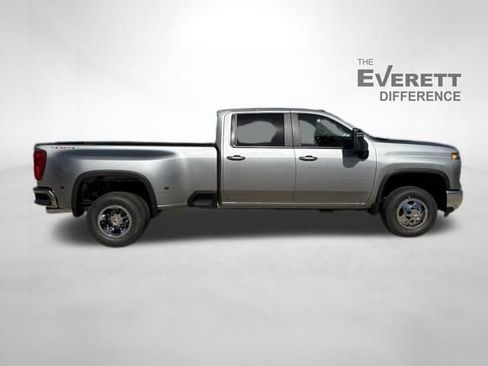 New 2026 Chevrolet Silverado 3500 LT w/ All Star Edition AWD/4WD image 8