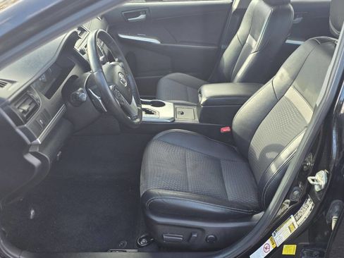Used 2014 Toyota Camry SE image 8