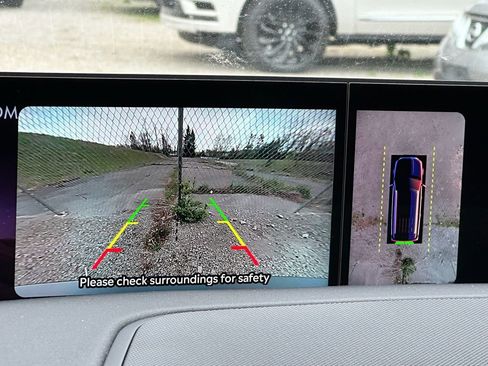 New 2025 Lincoln Navigator Reserve AWD/4WD image 17