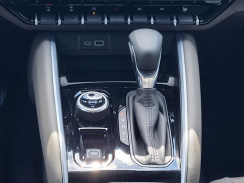 New 2026 Chevrolet Colorado ZR2 w/ Technology Package image 9